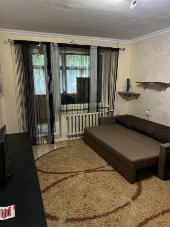 Здається 2-х кімнатна квартира по вул. Ентузіастів - фото 1