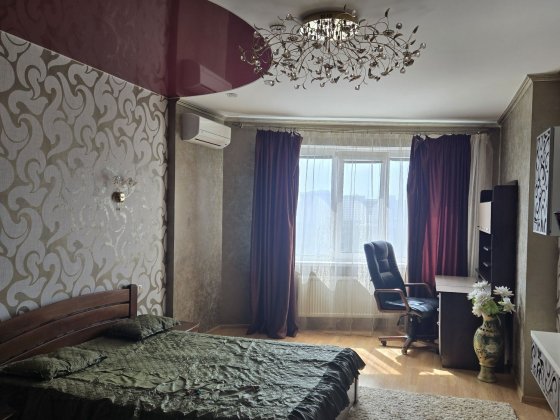 Велика 1к 57м²  ЖК Воскресенський, вул.Чорних Запорожців 26а Київ