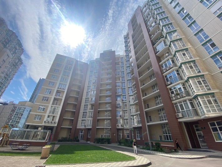 Продам 2-х кімнатної квартири  ЖК «Французський квартал 1» - фото 1
