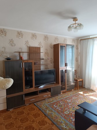 Цена снижена. Сдам свою 2-х комнатную квартиру в центре - фото 1