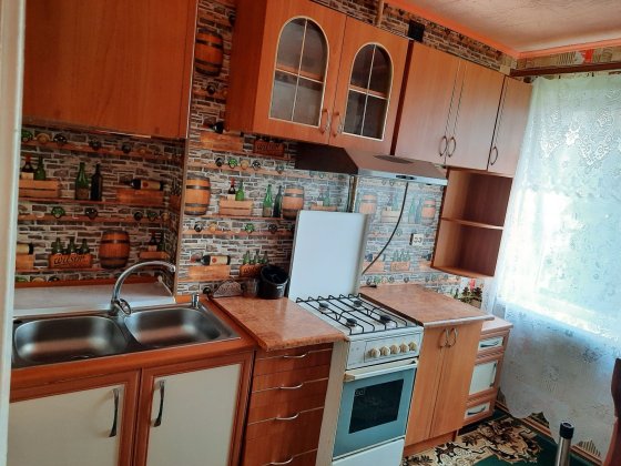 Сдаётся 2комн.квартира мкр.Юбилейный, дом 10,меблирована, цена 5950гр