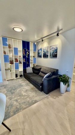 2к квартира 72 м2  ЖК Суворов, газ, кладовка, зарядна станція - фото 1