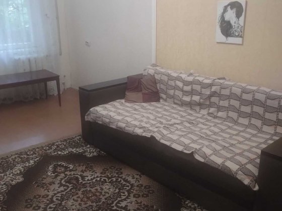 Оренда 1 кім . вул. Космонавтів , 3000 Кривой Рог