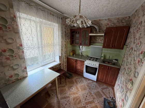 Здається 1 кімнатна квартира  в Центрально - міському районі .