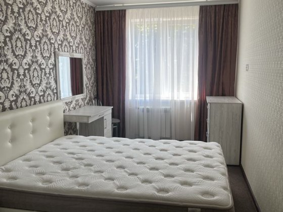 Здам в довгострокову оренду 2 кімнатну квартиру Гірничих інженерів 3( Пушкіна 3)