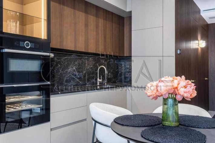 ВИШУКАНА 2 кімнатна квартира 101  м2  ЖК Taryan Towers Печерськ Київ - фото 1