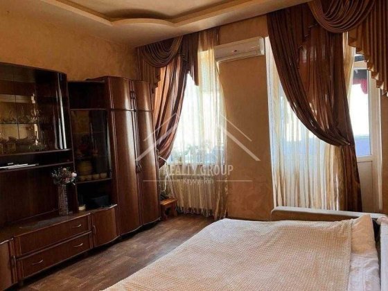 Оренда гарної двокімнатної квартири в центрі по пр.Миру біля юр. Академії. Кривой Рог