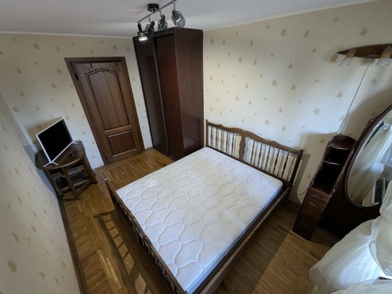 Хороша двокімнатна без комісії!  Метро Позняки Київ