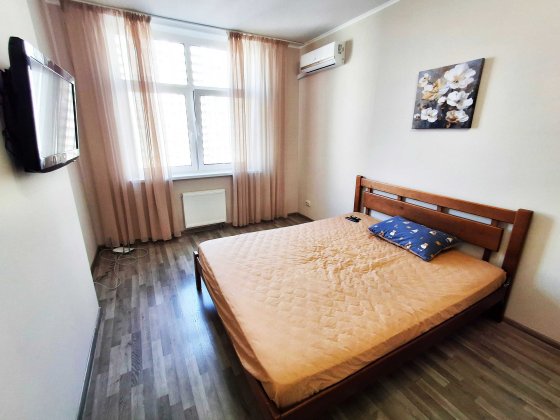 ГЕНЕРАТОР Оренда 1 кімнатної  квартири на Позняках, 47м2 вул. Ахматової, 22, метро Позняки Київ