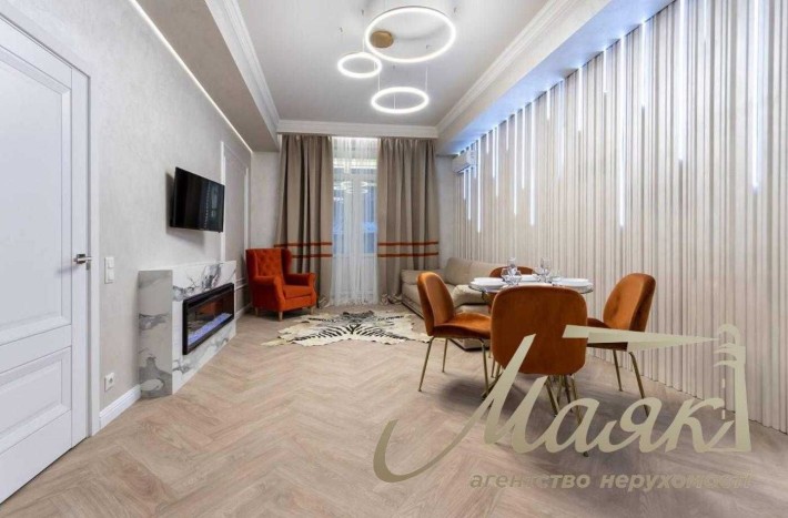 Оренда 4-кімнатної квартири, Хрещатик, 100м², Шевченківський район, Центр, Київ - фото 1