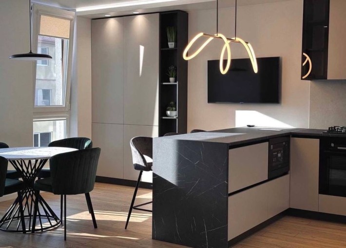 Оренда 1,5 кім.кв Maine House вул.Коновальця біля УКД - фото 1