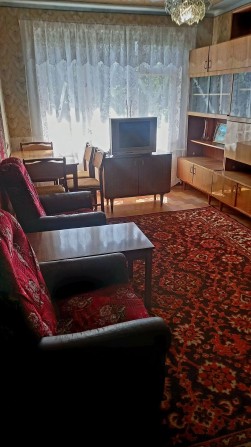 Сдам 2 комнатную квартиру на 17 квартале - фото 1