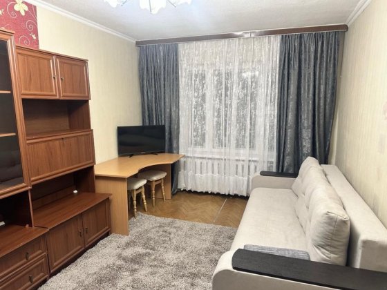 Сдам квартиру вул. Вишгородська Київ