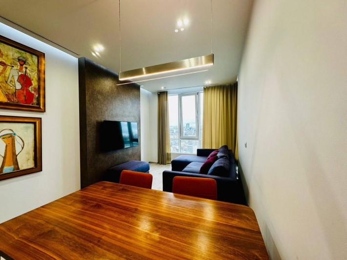 ЖК Royal Tower Саксаганского 37К метро Олімпійська - фото 1