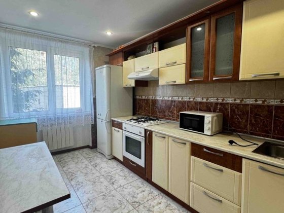 Оренда 3 кімнатної квартири в Центрі Ровно