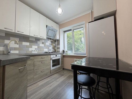 Оренда 2к квартири на 12 школі Ровно