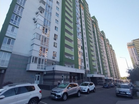 Виноградарь ТРЦ Ретровилль аренда однокомнатной квартиры в новом доме Київ