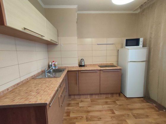Затишна 1 кім.метро Осокорки 12хв.пішки.43м2, Ващенка 3. Київ