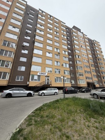 Здам в оренду 1 квм на Соборній - фото 1