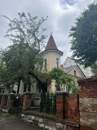 Здається квартира в особняку - фото 1