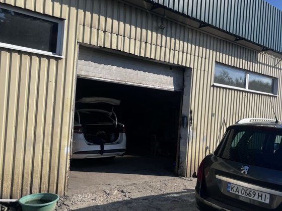 Сдам в оренду подъемник СТО 180 м2 Старі Петрівці