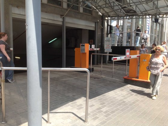 Паркінг в центрі Києва. В.Васильківська 72 ТЦ Олімпійський Київ
