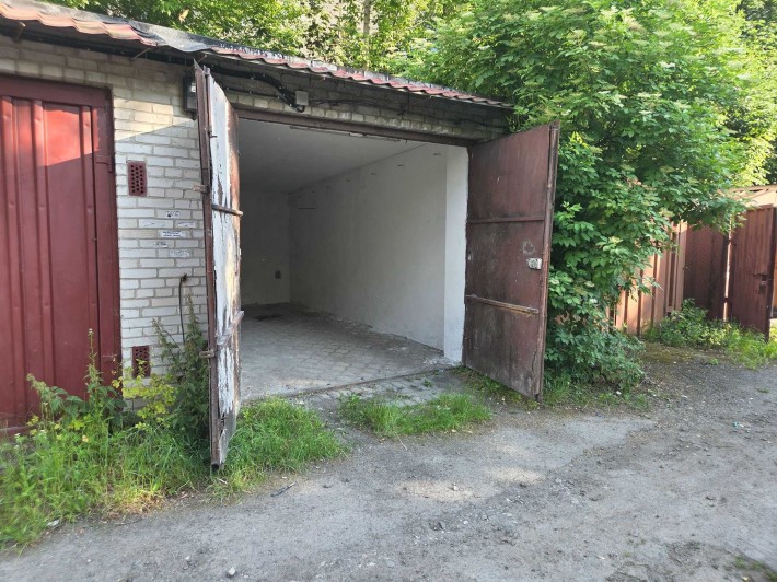 Здам цегляний високий гараж, центр, Шопена, вул. Огієнка (8 Березня), кооп. «Лісник» - фото 1
