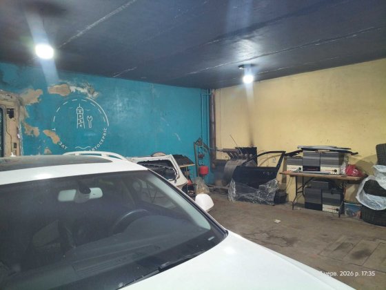 Здам гараж під СТО три спарені Київ Деснянськ Пухівська военавто 12х7м Київ