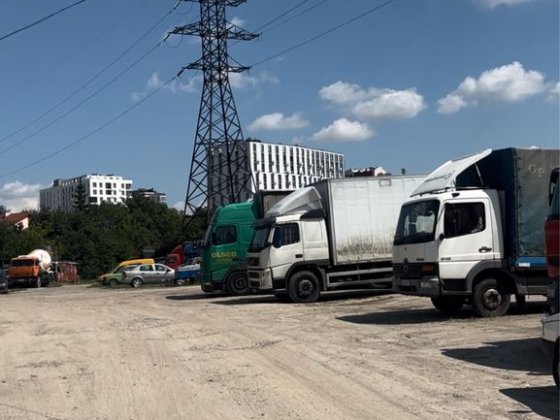 Стоянка, Парковка ДЕШЕВО. вул. Зелена 252. Для вантажних та легкових Львов