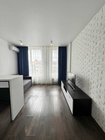 Оренда квартири-студії 21 м2 в ЖК Комфорт Таун, просп. Соборності, 17 - фото 1