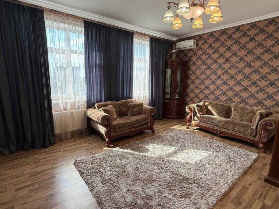Оренда 3-кімнатної квартири в ЖК "Панорама" на Печерську, Є.Коновальця, 44А