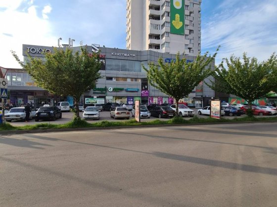 Здається в оренду квартира біля ТЦ Токіо в акуратн житловому стані для дівчат та жінок Ужгород