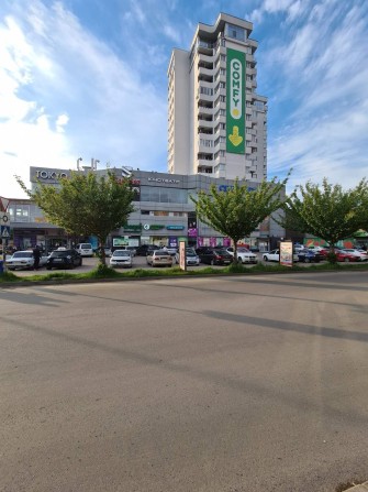 Здається в оренду квартира біля ТЦ Токіо в акуратн житловому стані для дівчат та жінок - фото 1
