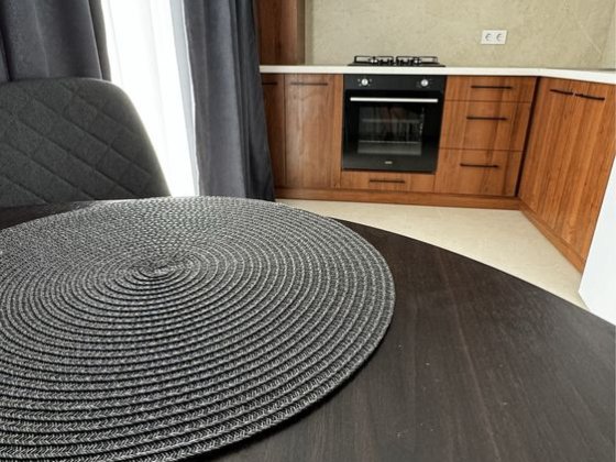 Оренда 1к новобудови з газом . Поруч з Токіо Ужгород