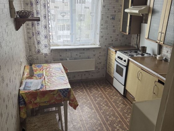 Оренда 2 кімнатна квартира. Газ! Метро Святошино. Вул. Депутатська 6