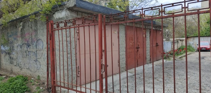 Сдам каменный гараж, район 5-6 ст БФ, ул Солнечная-Педагогическая - фото 1