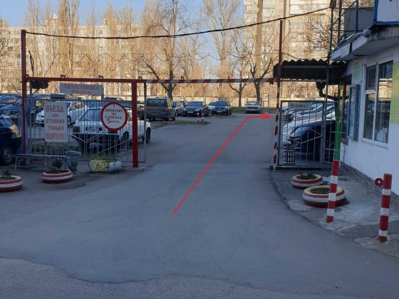 Сдам в аренду место на охраняемой автостоянке на пр. Добровольского