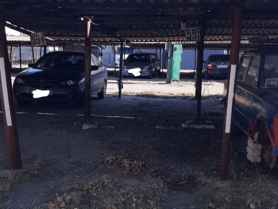 Сдам паркместо рядом КАЛИТКА ДОП. ВХОДа от домов ЖМ Радужный