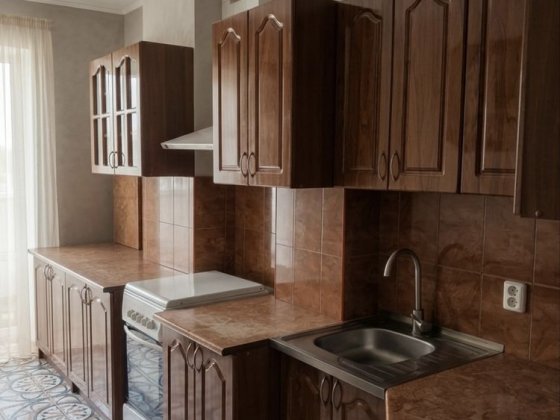 Оренда 1к НОВОБУДОВИ, РІВНЕНСЬКА (БАЗИСМЕД), ГАЗОВИЙ КОТЕЛ, меблі та техніка, є балкон! Черновцы