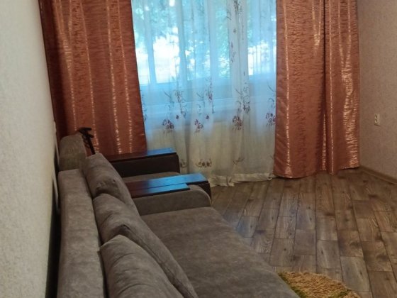 Здамо 1  кімн кв. по вул Всіхсвятцька , ремонт, меблі, бойлер Чернігів