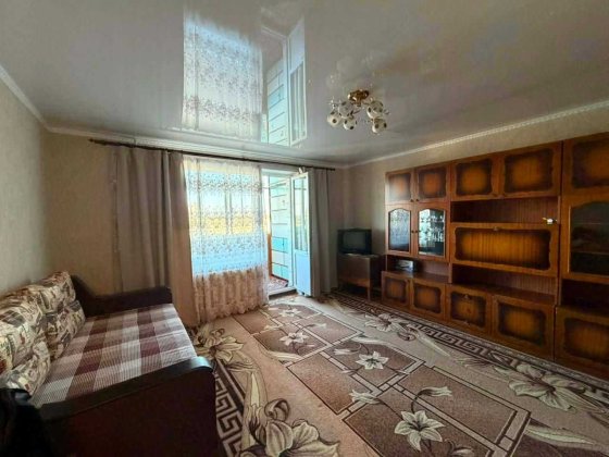 В довгострокову оренду пропонується 1к квартира. 42 кв.м, Шухевича вул., 30 Київ