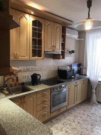 Метро Звіринецька Однокімнатна Ломаківська 4 - фото 1