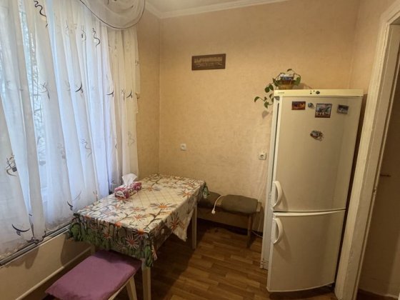 Здається 2 кімнатна квартира на  Героїв десантників з меблями та технікою. Житомир