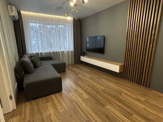Сдам 2-х ком квартиру в центре, ул Грушевского Дніпро