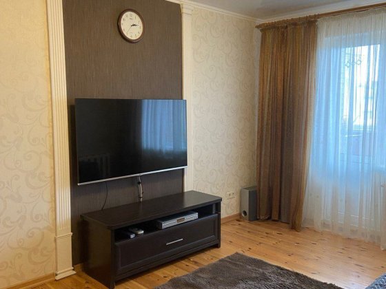 Оренда  Вацлава Гавела 38в Київ