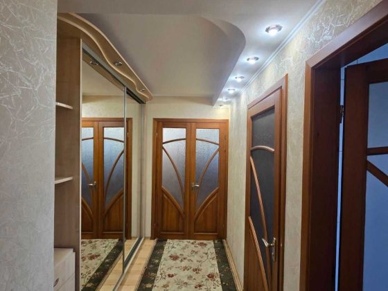 Сдам 3-х комнатную квартиру на Бочарова 6 Запоріжжя