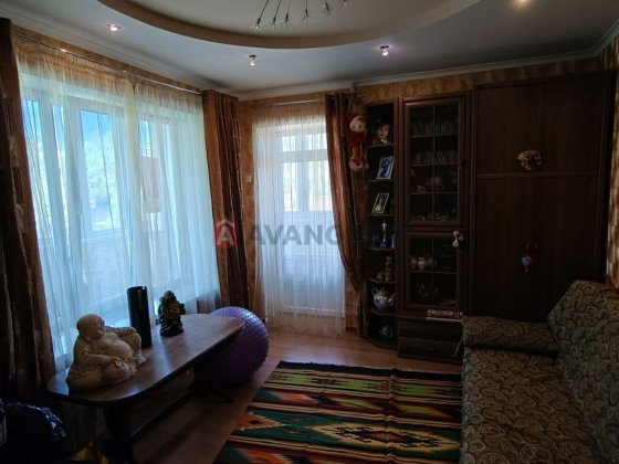 Оренда 2 кімнат по пр Моторобудівників 54. Середній поверх. Запоріжжя