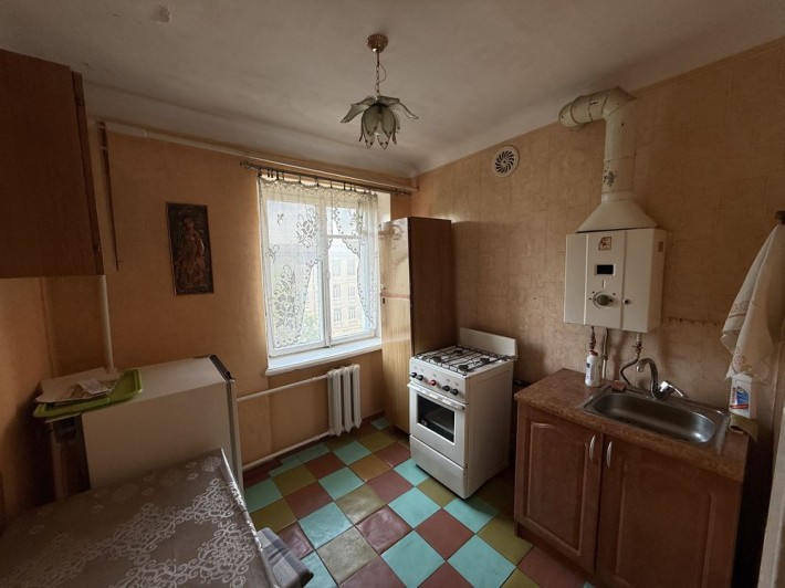 Здам 1-кімнатну квартиру в центрі міста - фото 1