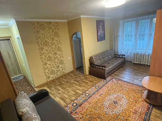 Оренда 1 к. квартири (Сталеварів) з меблями та всіма зручностями, готова до заселення, в центрі(райо Запоріжжя