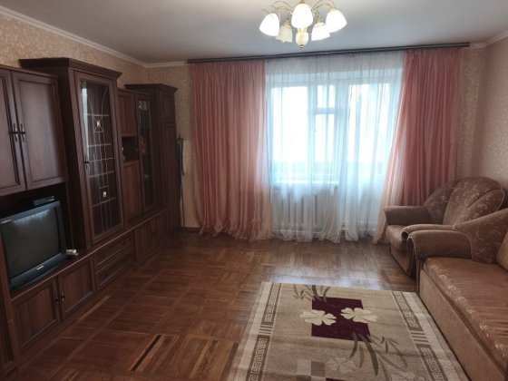 Оренда трёхкомнатної квартири в центрі Л. Українки Житомир